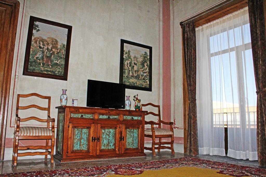 Hotel Boutique Casa De La Palma ปวยบลา ภายนอก รูปภาพ